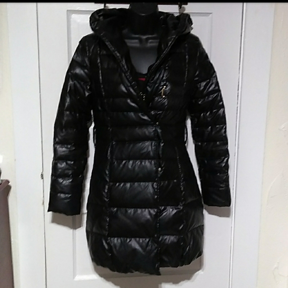 Vera Moda Jackets & Blazers - Vera Moda Quilted Shiny Black 3/4 Down Puffer Coat